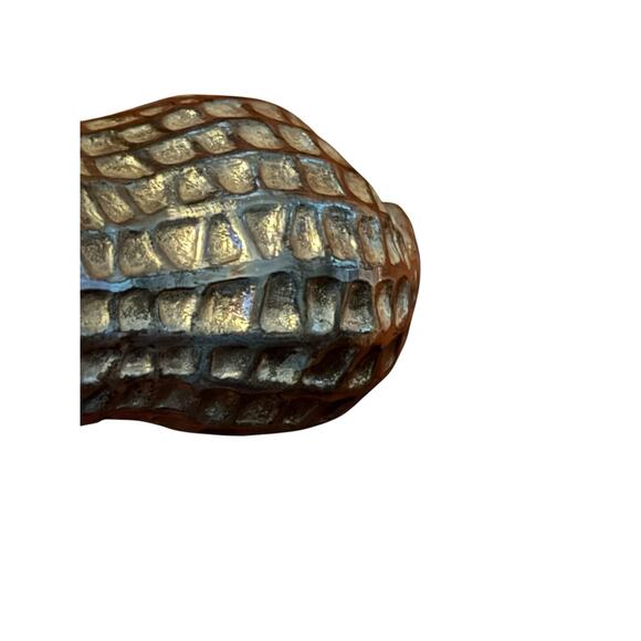 VTG Peanut Paperweight Textured Metal MCM Japan Leonard (?) Desk Accessory - Picture 6 of 7